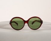 Stunning and chic late 50's early 1960's Jackie O sunglass'