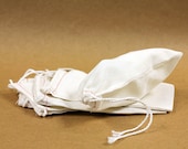 5 Muslin Drawstring Bags // White // Packaging