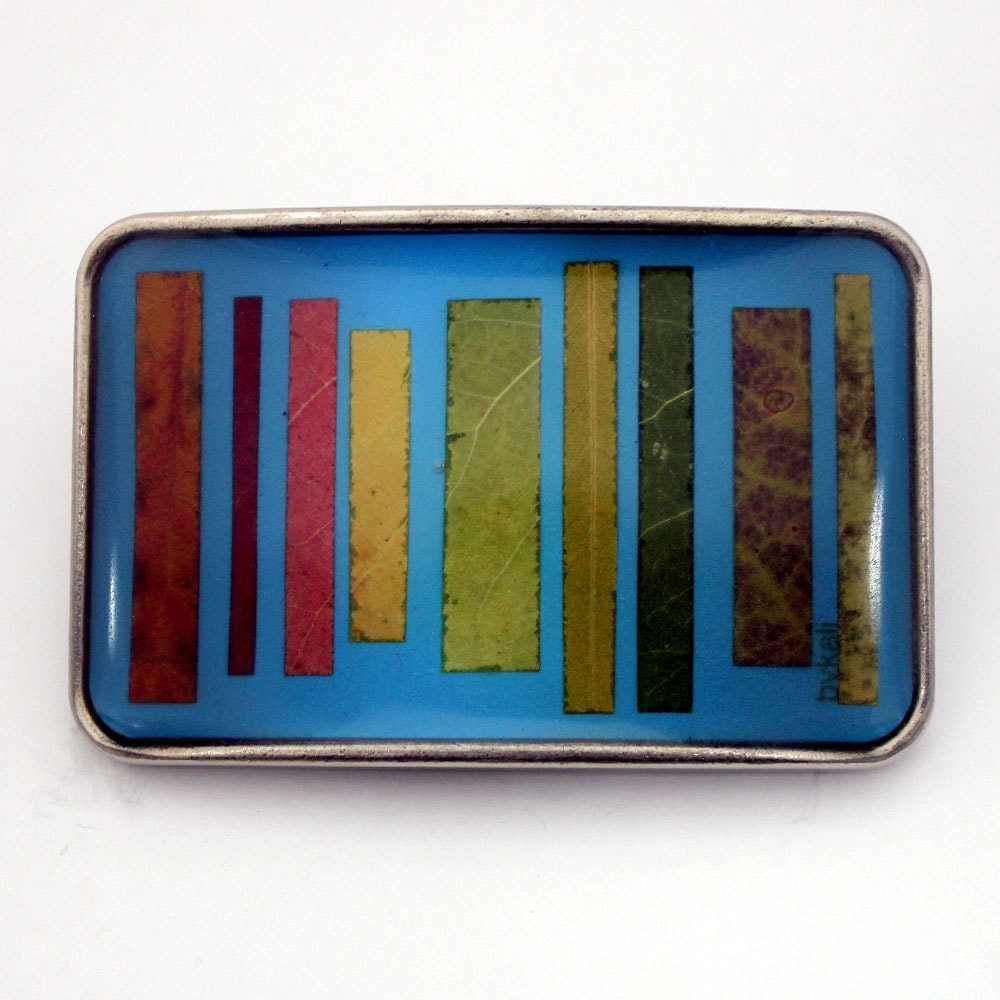 spectrum of autumn in bright blue buckle