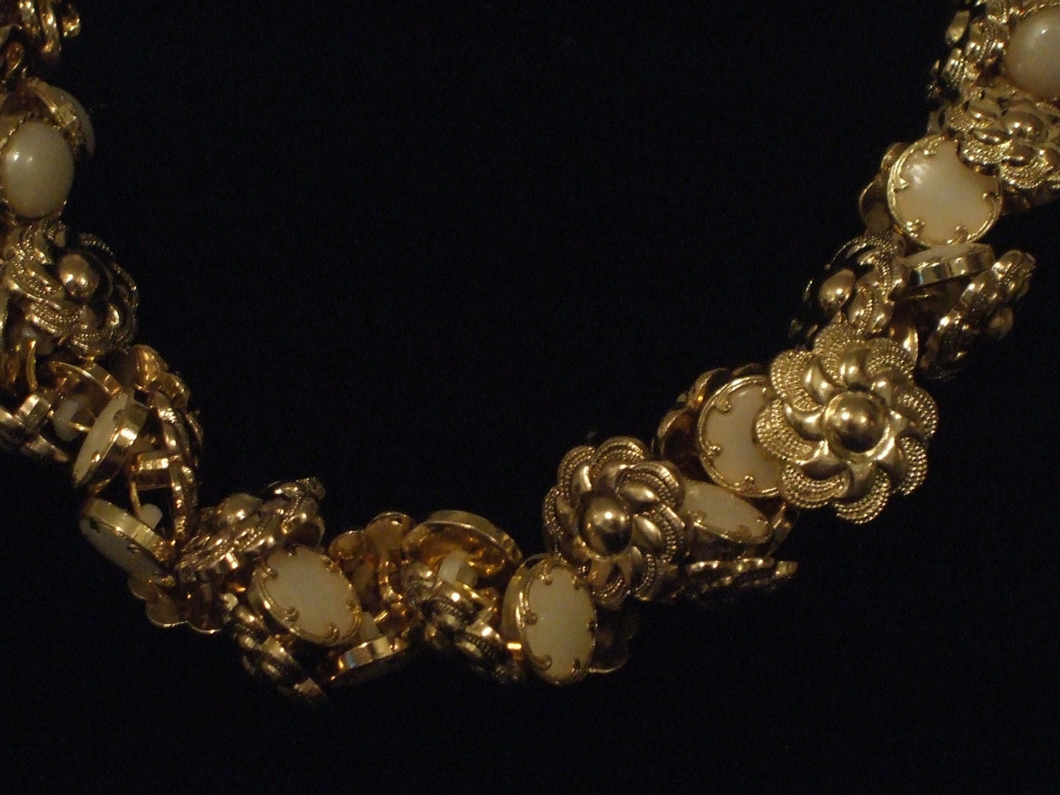 BUTTON Jewelry Set-Vintage Inspired Buttons Costume Jewelry-Necklace-Bracelet-Earrings-"Swirled and Pearled"
