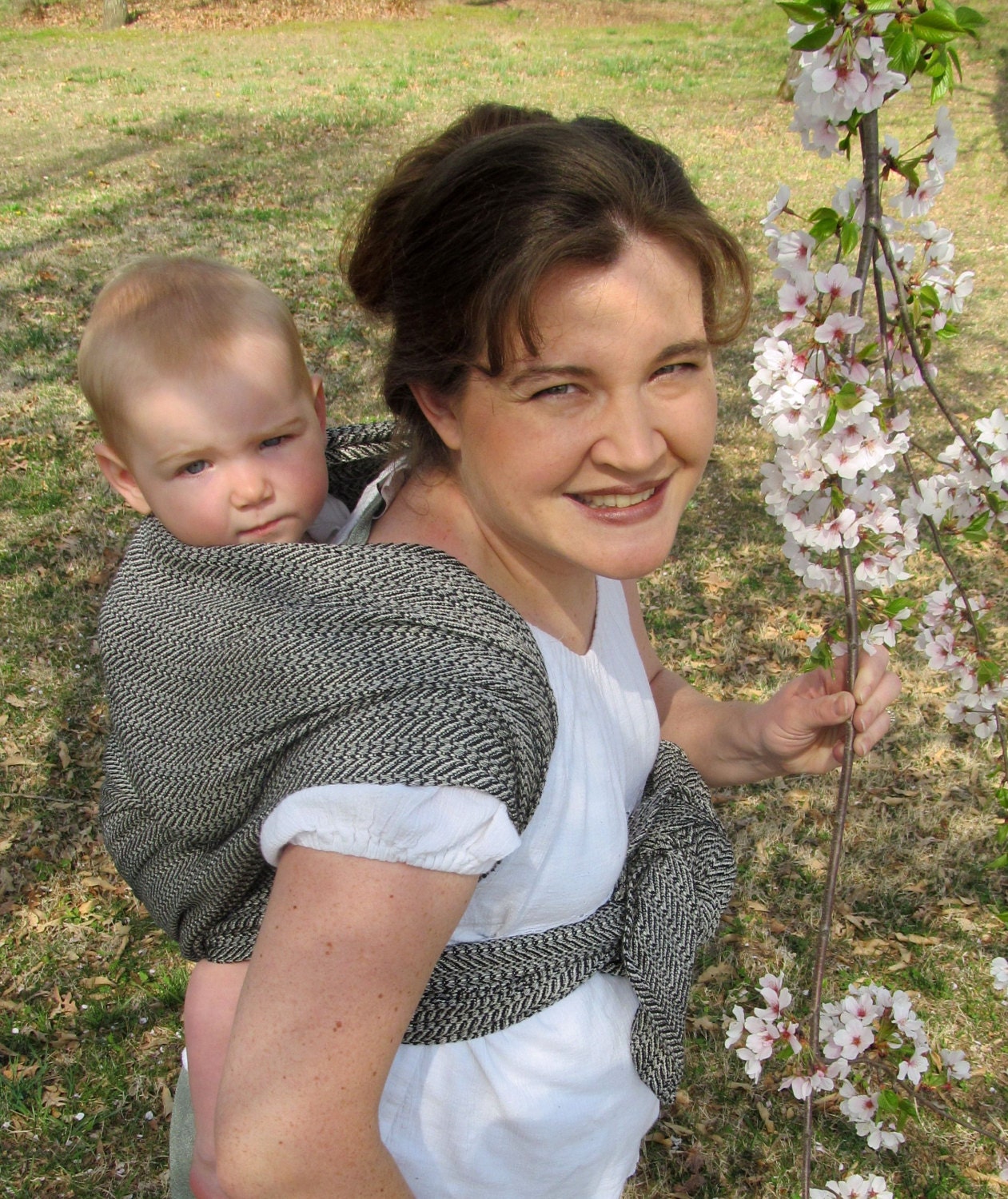 Handloomed Baby Wrap - Kalpana - Size 4, 3.6m - Black and White - DVD included