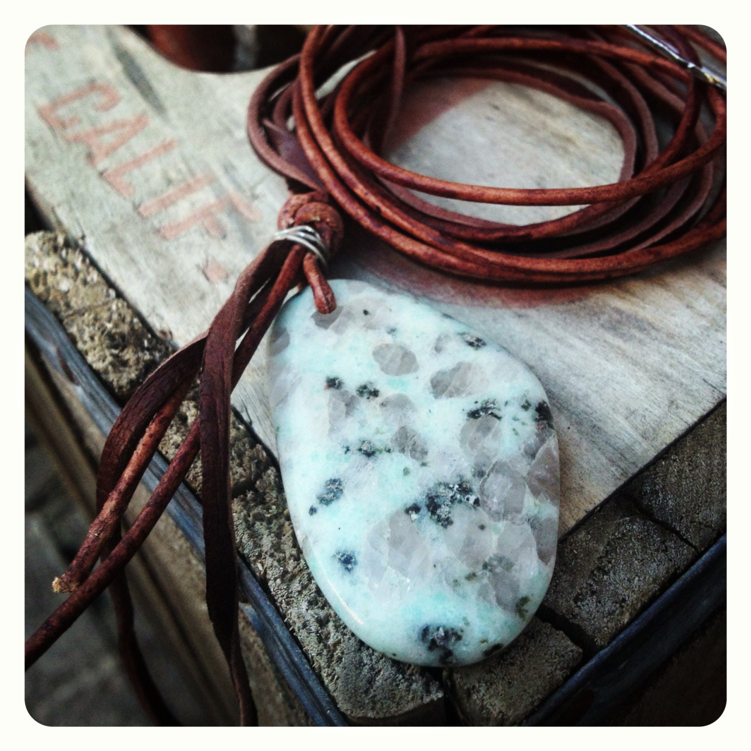 Hammered Silver and Kiwi Jasper leather Lariat