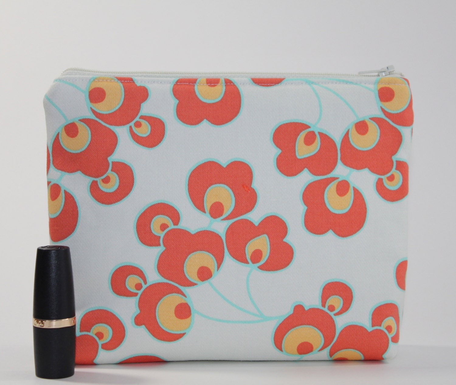 Divided Cosmetic Bag - 2 Compartments - Ivory Bright Buds