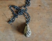 Tide carved necklace in cream
