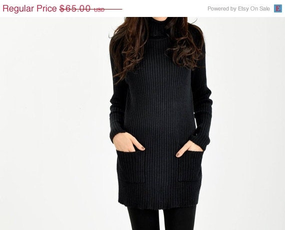 SALE - Vintage Navy Mod Turtleneck