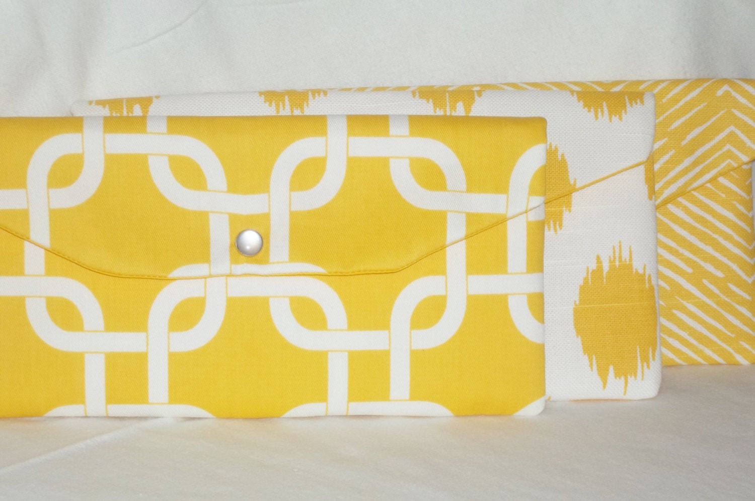 Bridesmaid Clutch Set of 3 / SALE and FREE SHIPPING / Your Choice / Chic Foldover Clutch / Premier Prints / Gift Idea / Yellow & White