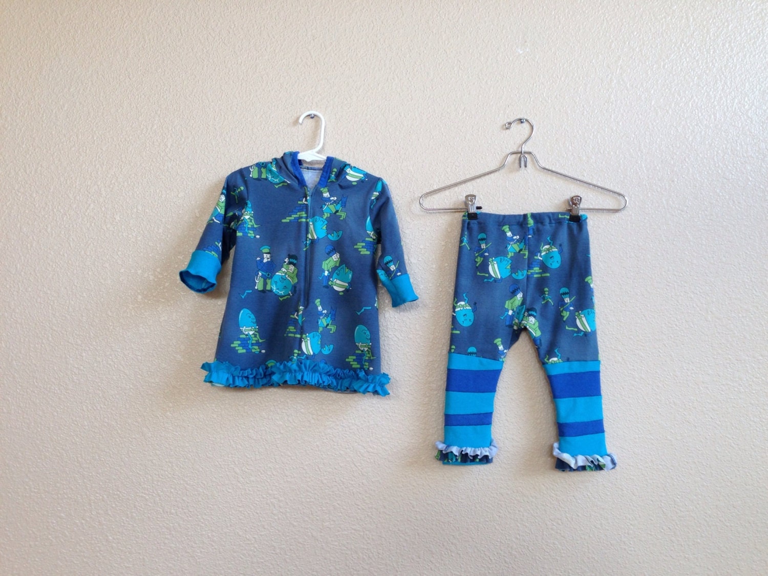 Humpty Dumpty Nursery Rhyme 2 Piece Set Hoodie Jacket and Leggings 18 to 24 mo