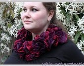 Ruffle Scarf, Sashay Tango, loom knit