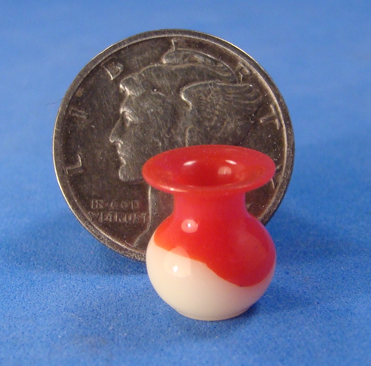 IGMA Fellow Bill Helmer Miniature Lathe Turned 1" Scale Red & White Bakelite Art Vase