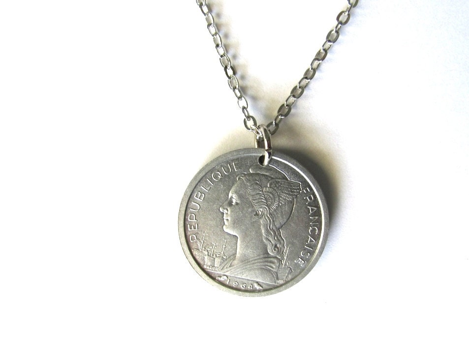 France Francaise 1 Franc 1964 Upcycled Coin Necklace Pendant Vintage Jewelry by Hendywood