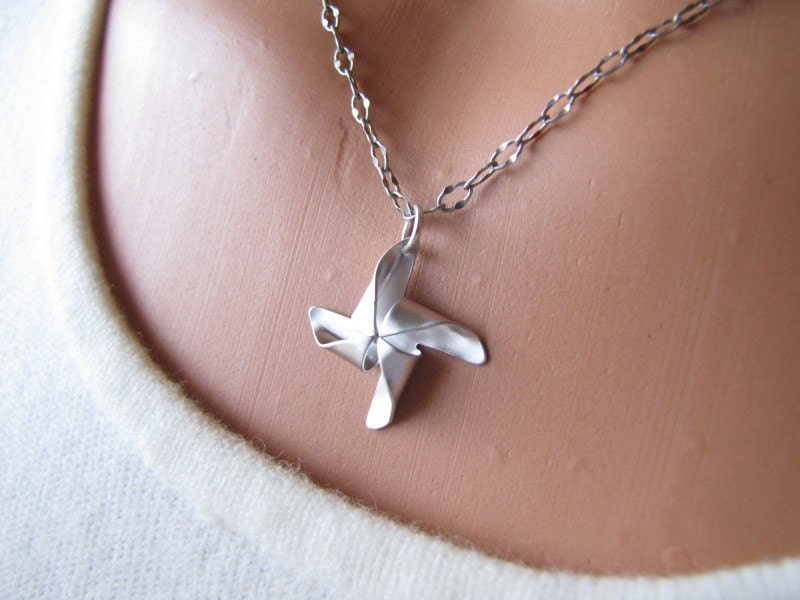 Pinwheel Necklace