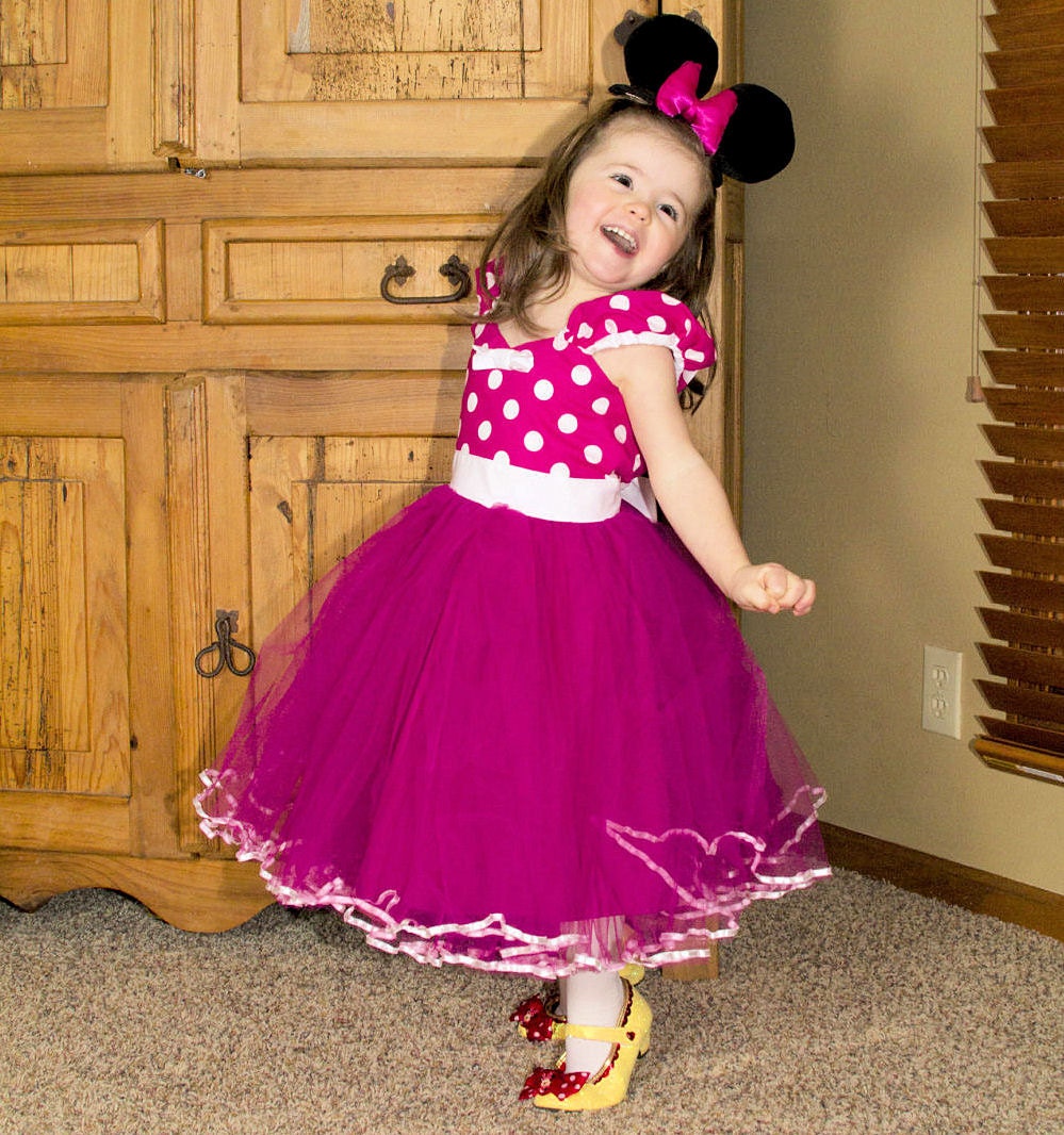 MINNIE MOUSE dress TUTU  Party Dress  in Hot pink Polka Dots super twirly  dress 1st Birthday party