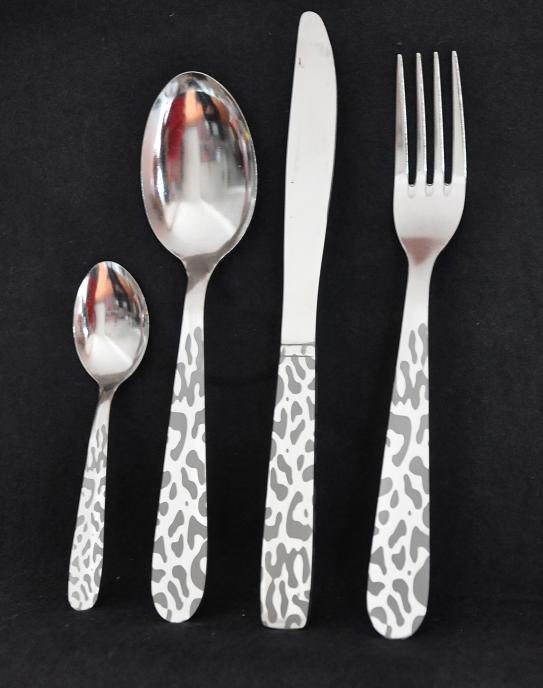 2 Rock N Roll cutlery sets