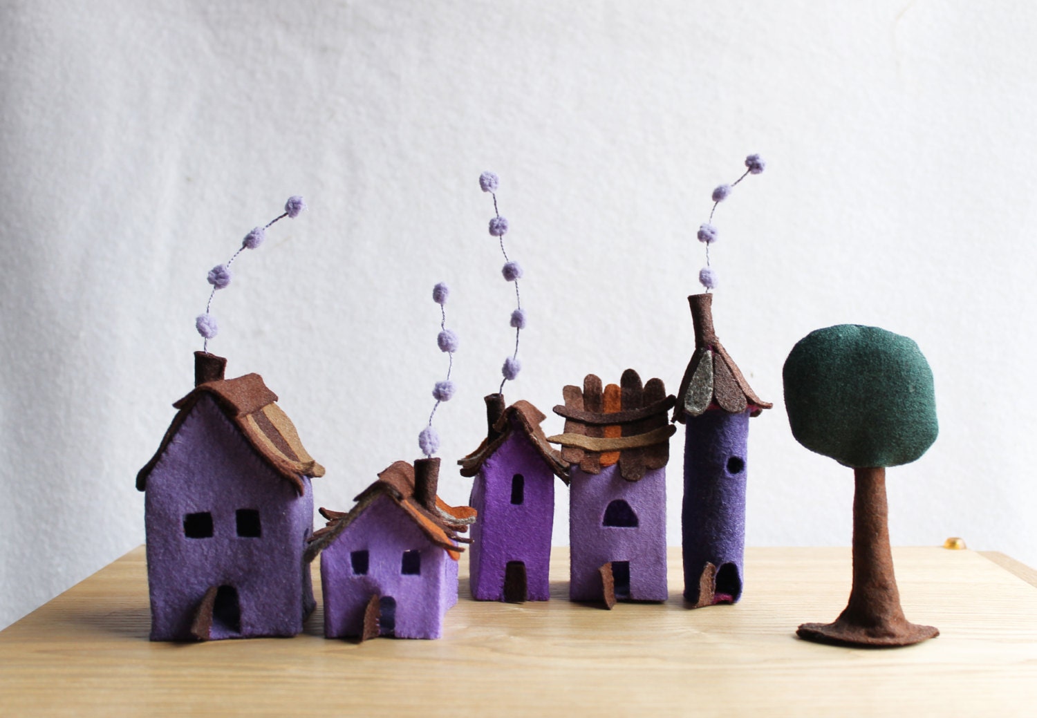 Violet Village, Five Felt houses with tree, Miniature.