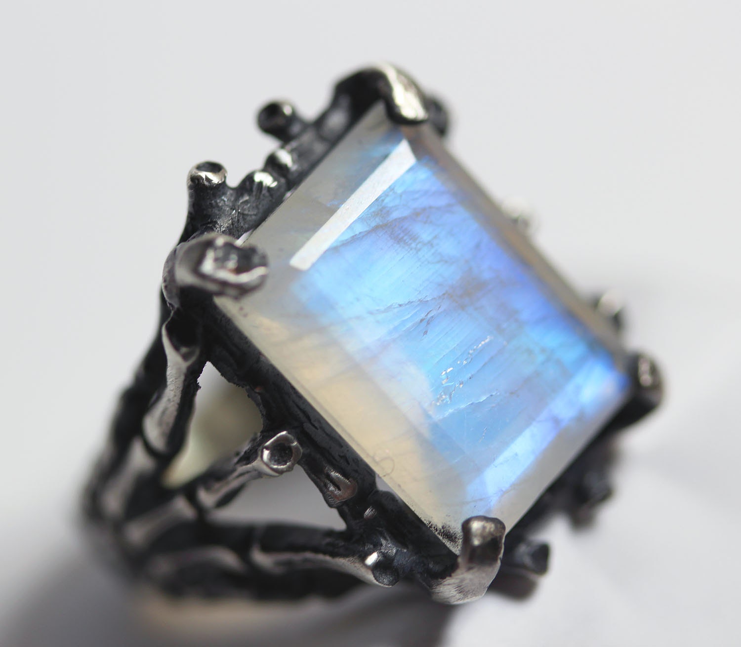 hecate. sterling silver & moonstone persephone ring.
