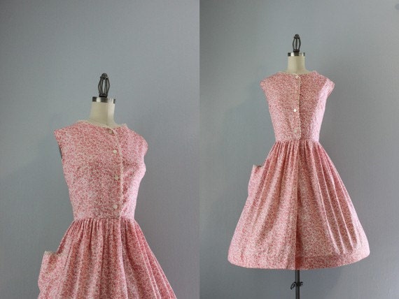 1950s Dress / Vintage 50s Tiny Floral Print Sundress / 60s Cotton Sundress