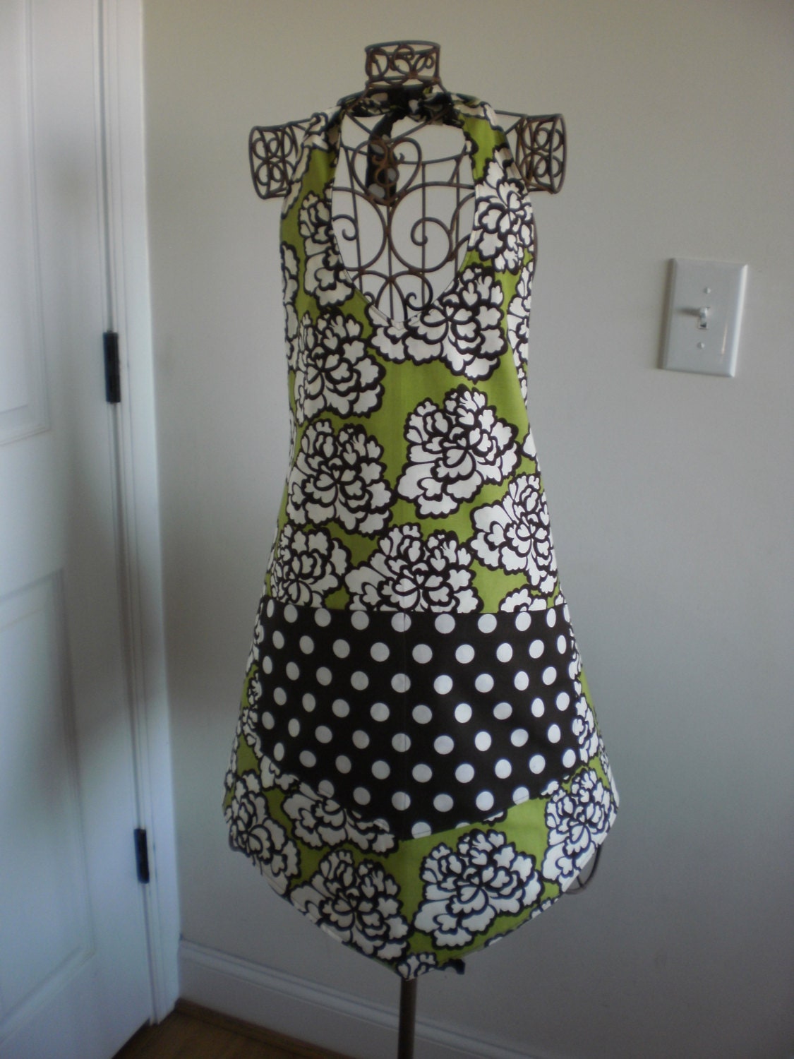 Women's full reversible apron