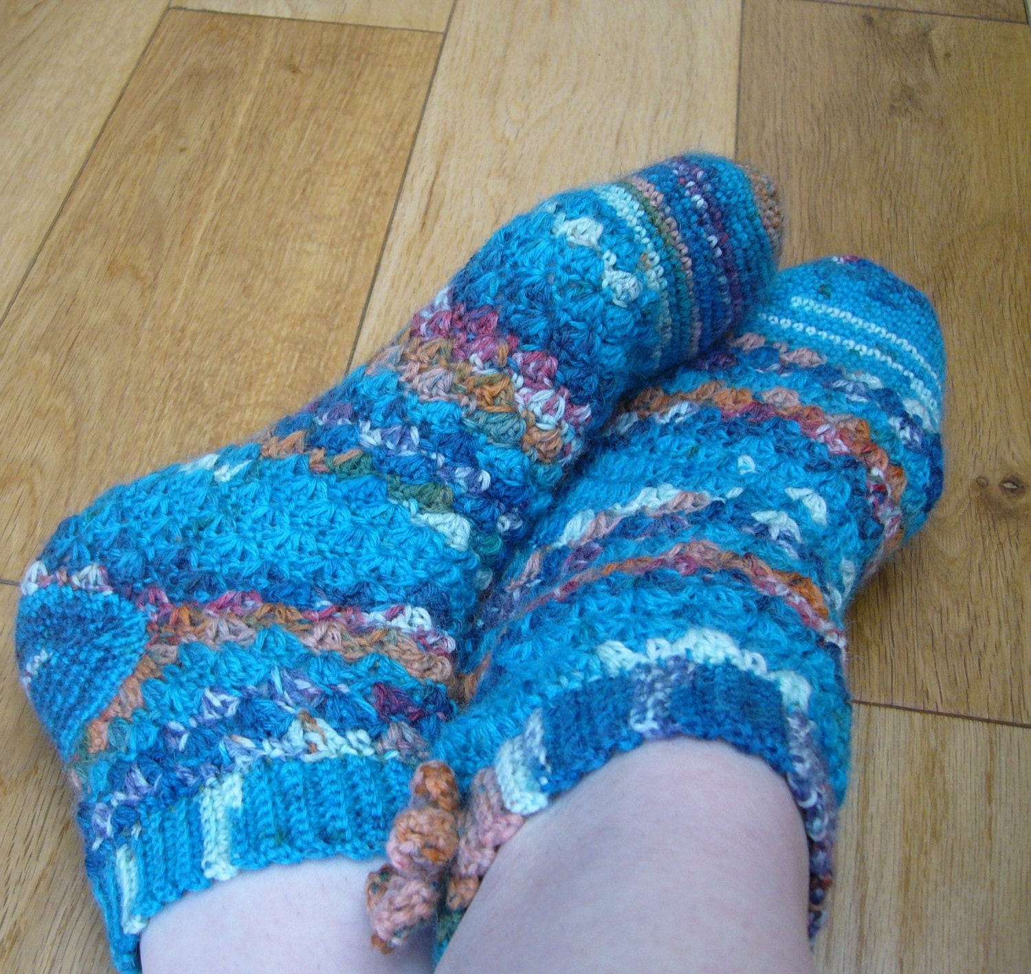 Crochet Ankle Socks in Turquoise Ladies UK size 5-6 (ready to ship)