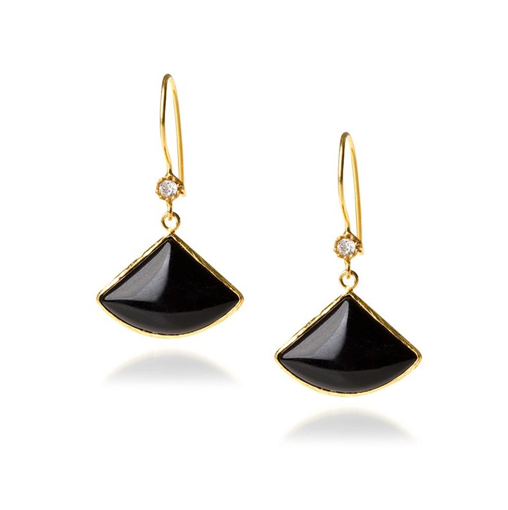 Black onyx Earring with a diamond touch