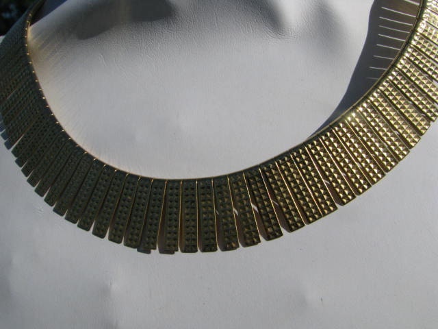 Gold Diamond Cut Choker Necklace