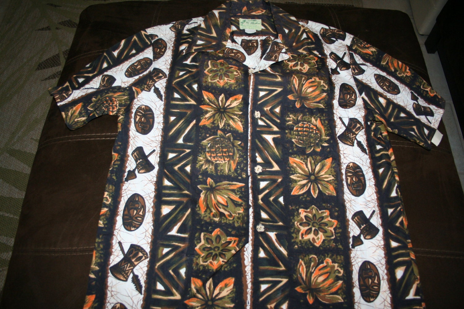 Vintage 60s Tiki Print Hawaiian Hipster Shirt Deadstock NWT  Made in Hawaii  M