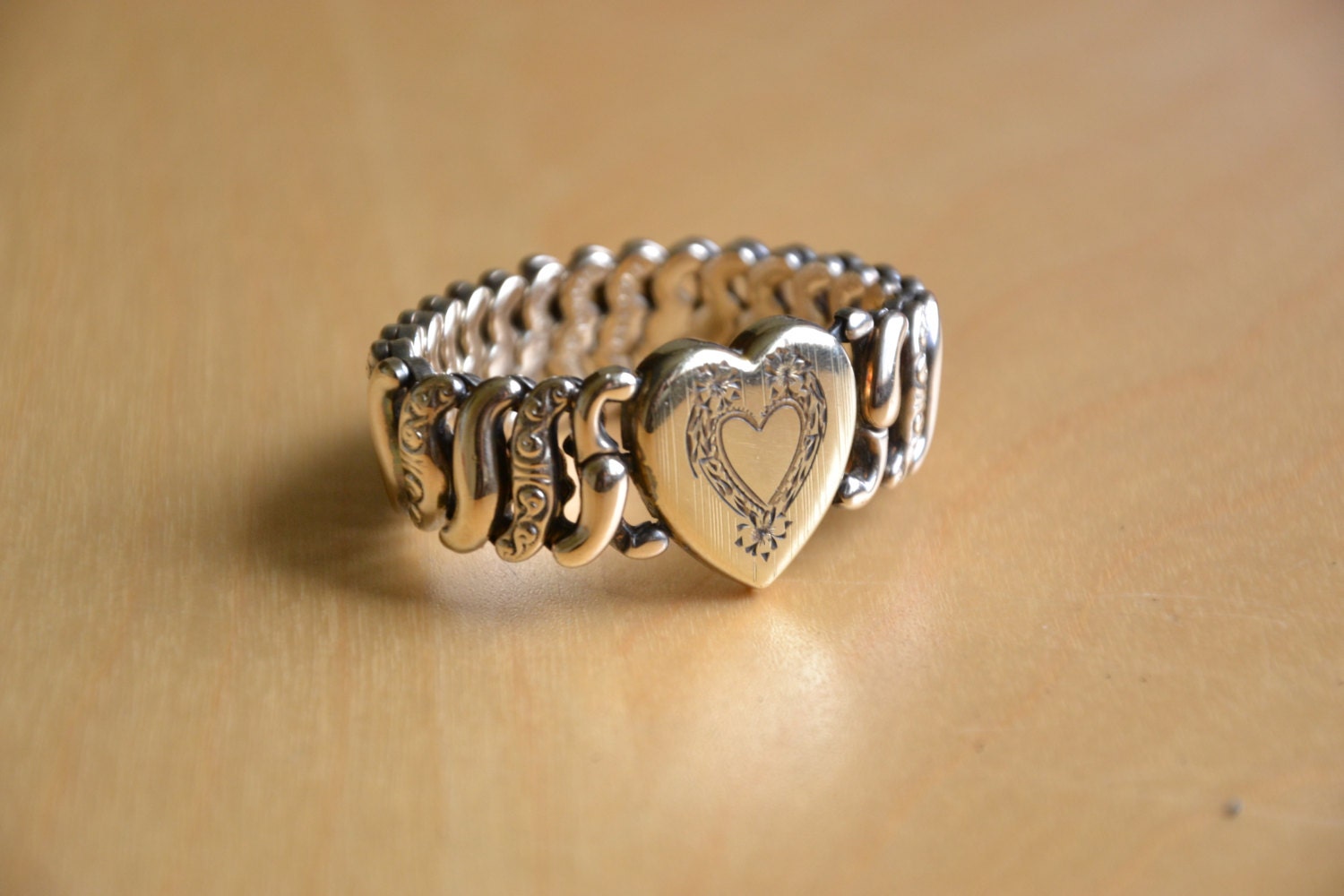 Vintage WWII expandable sweetheart bracelet, American Queen, Pitman & Keeler, gold filled on sterling base, heart engraved