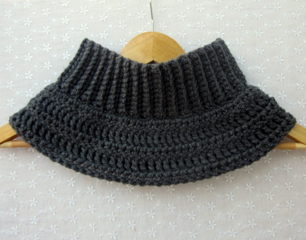 Charcoal Gray Cowl - Womens Neck Warmer - Ribbed Turtleneck Cowl