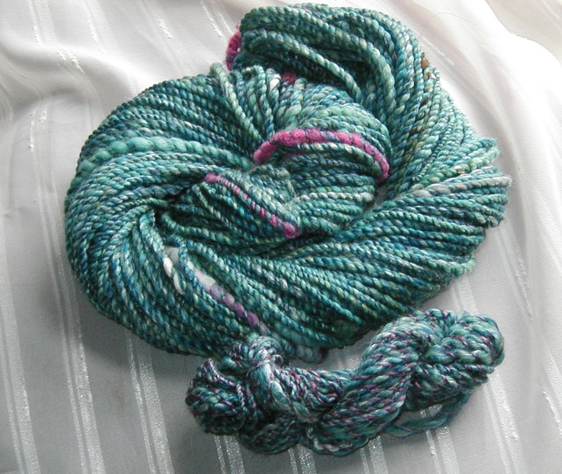 Seaside Bobbles handspun merino yarn with bobbles and beehives