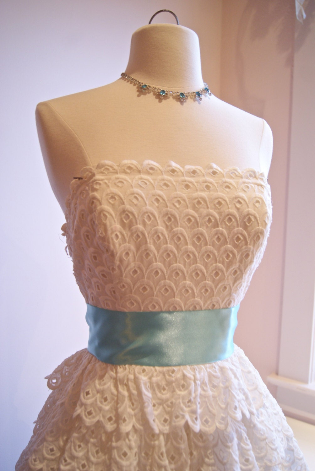 50s Tea Length Wedding Dress / Vintage Wedding Dress by Cotillion Original Size XS