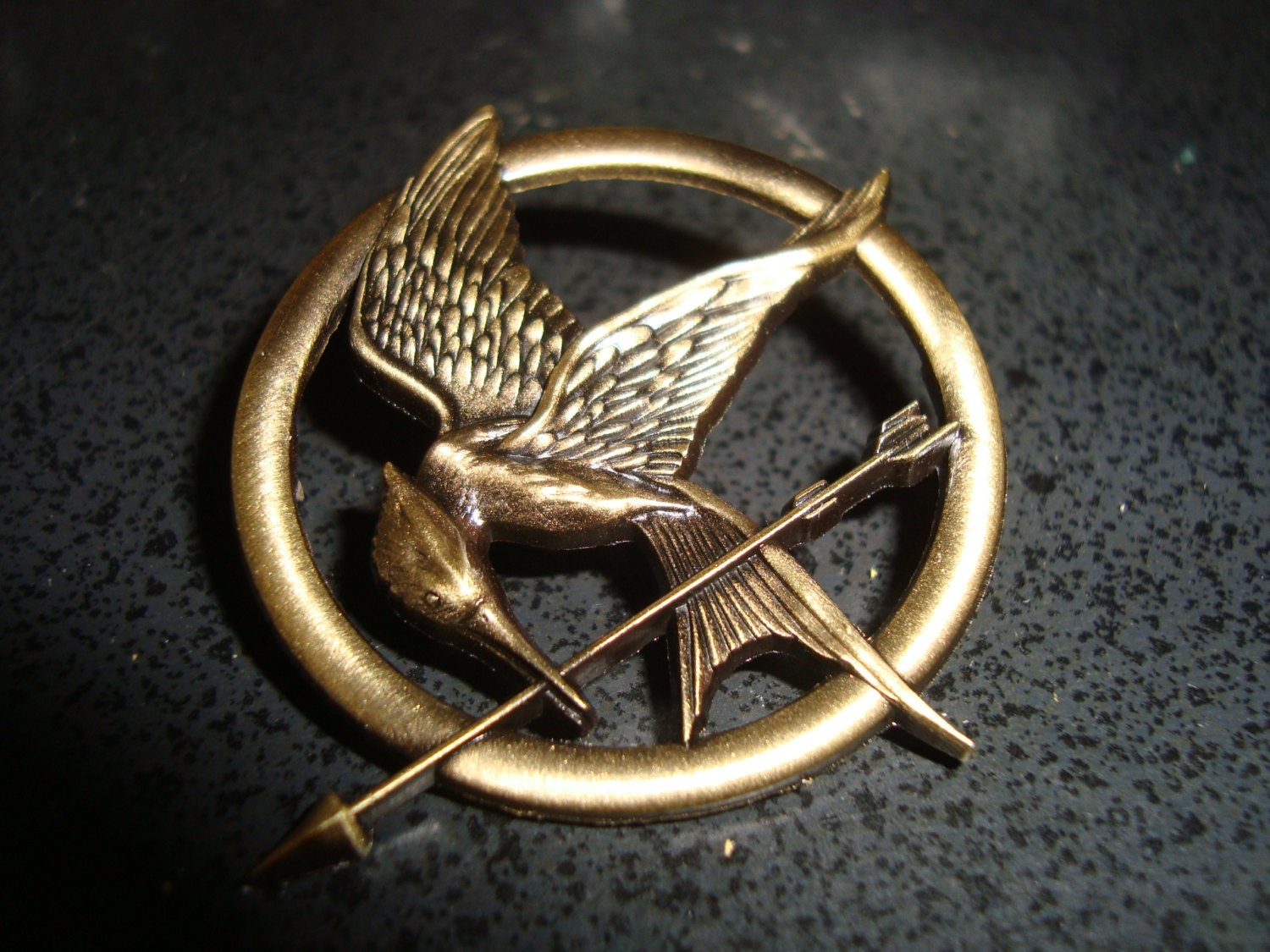 Antique Bronze Hunger Games Katniss Everdeen Mockingjay Pin