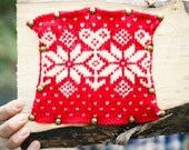 knit snowflake and heart american folk art piece