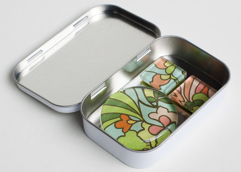 Amy Butler Glass Magnet Set with Tin- Spring Flowers 2