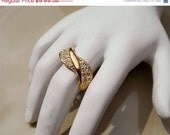 Summer Sale Vintage Gold faux diamond ring size 8