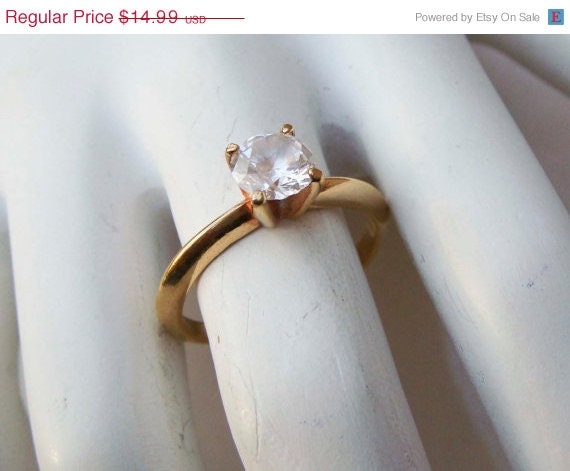 On Sale Vintage Gold Engagement Style Ring Size 7