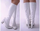 Vintage 1960s Go Go Boots - Fine Leather White GoGo Boots by Henry Waters Size 10 N