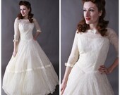 Vintage 1950s Wedding Dress - William Cahill Ivory Lace Wedding Gown with Taffeta Trim