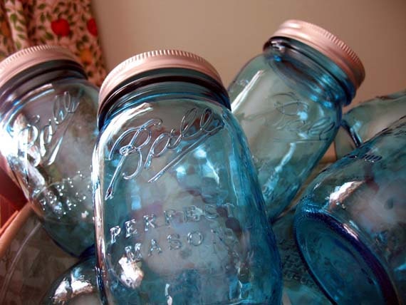 Blue Ball American Heritage 100th Anniversary Edition Pint Canning Jar. Ball Perfect Mason Limited Edition Commemorative Blue Mason Jar