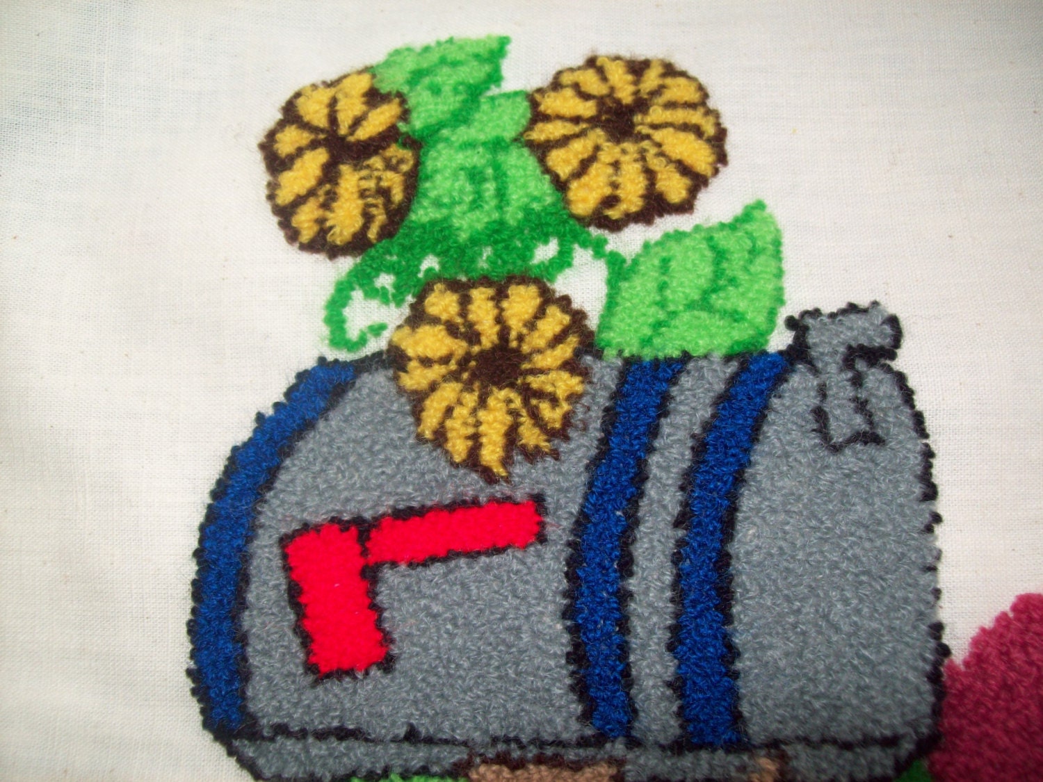 Vintage Loop Embroidery Country Scene