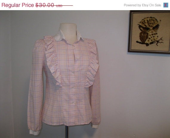 50% off Storewide Sale vintage PINK and AQUA blouse SCHOOLGIRL peter pan collar ruffled bib front