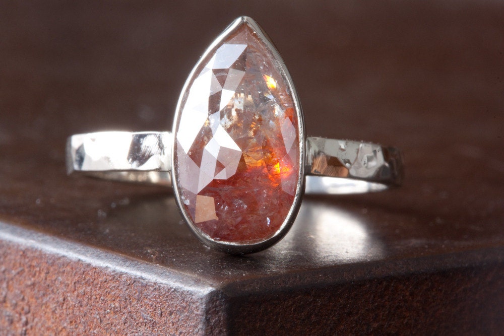 Natural Silvery-Red Rose Cut Diamond in 14kt White Gold