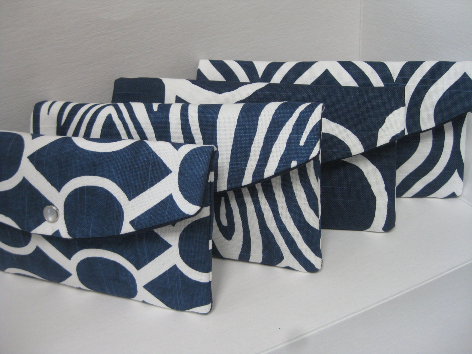 Bridesmaid Collection Set of (4) / The Jenna Clutch in  New Primary Navy Collection