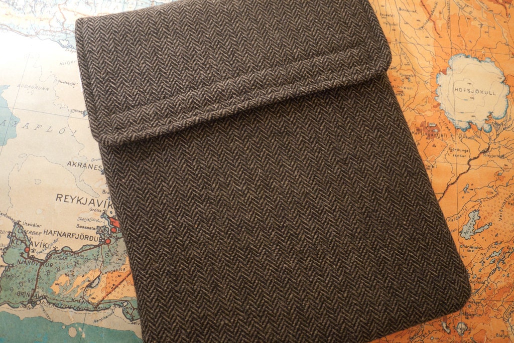 iPad mini sleeve / iPad mini case / ipad mini sleeve / ipad mini cover  -  Snow in Reykjavik