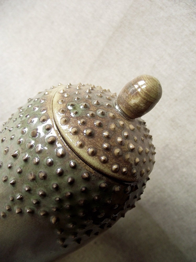 Green Jar with Lid and dots in relief - Wheel thrown - Stoneware (grès) Vase