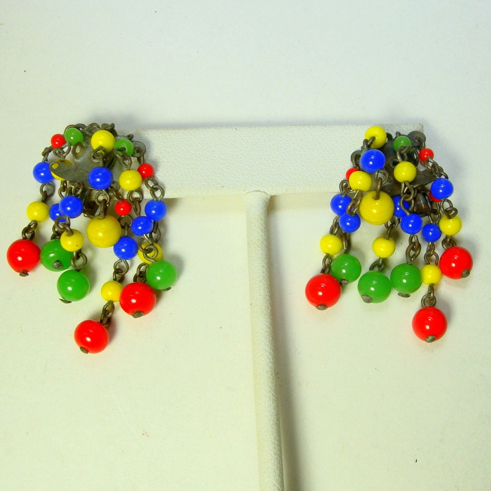 Fiesta Colored Glass Bead Clip Earrings, 1950s Wired Glass Fringe Dangles, Red Yellow Blue Green,  Carmen Miranda