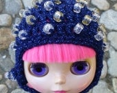 Bauble Helmet for Blythe: It's Smaller on the Outside