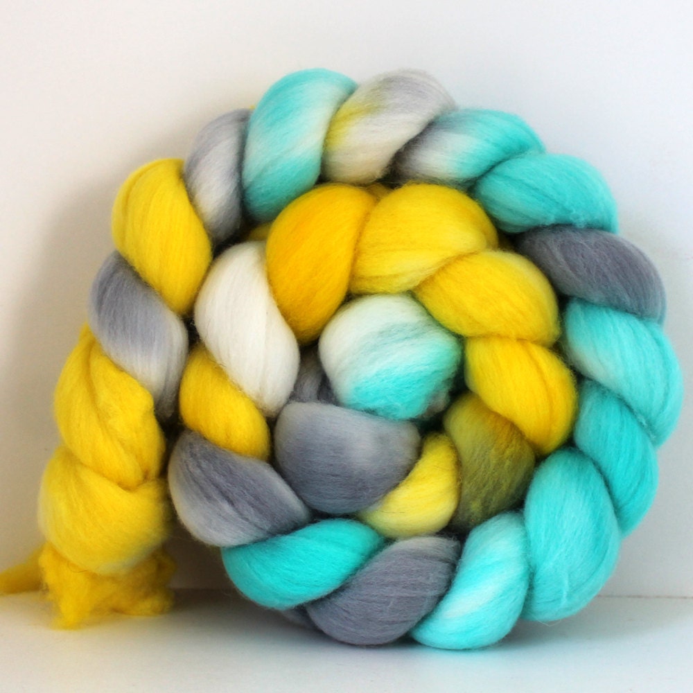 Merino Roving - Hand Painted - Hand Dyed for Spinning or Felting - 4oz - PARAKEET