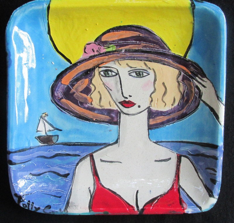 By the sea, small dish
