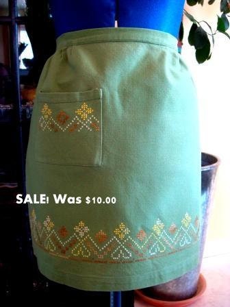 SALE Vintage Green Cross Stitch Apron / Vintage Handmade Green Cross Stitch Hostess Apron