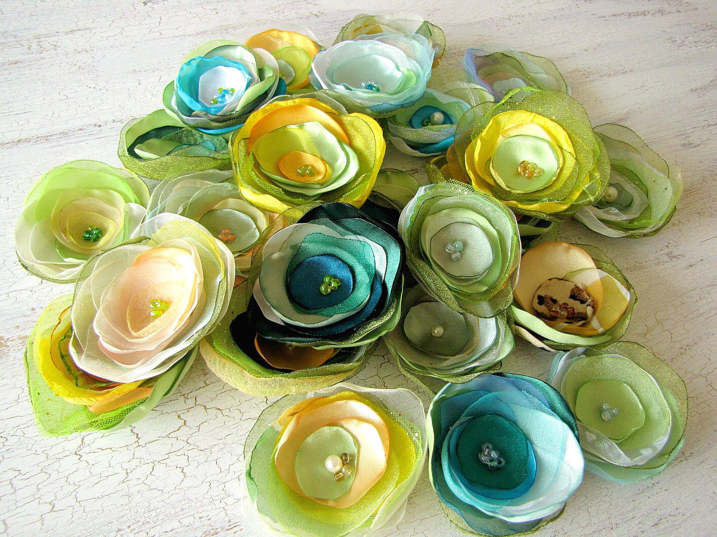 Fabric flower appliques, floral embellishments, DIY bridal flower bouquet supplies (25pcs)- Destash Bag in Shades of  Green (mix set 255)