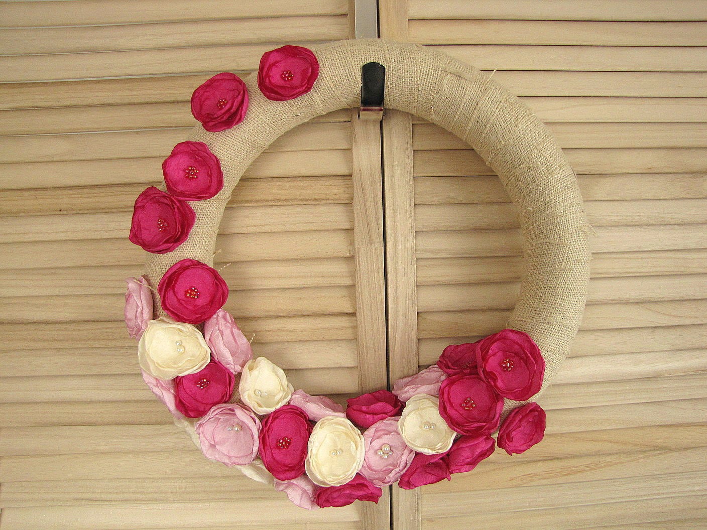 Fabric flower wreath, floral fabric wreath, handmade rustic home decor, large burlap wreath, fabric flowers (17 inches) - SHADES OF PINK